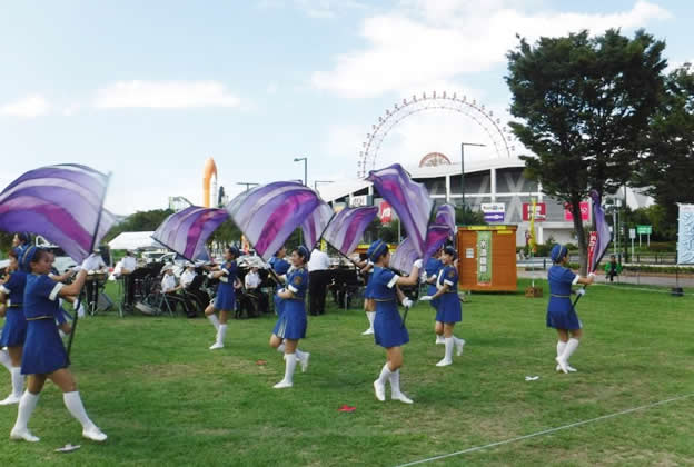 北九州市消防局のチアガールの華麗な舞い